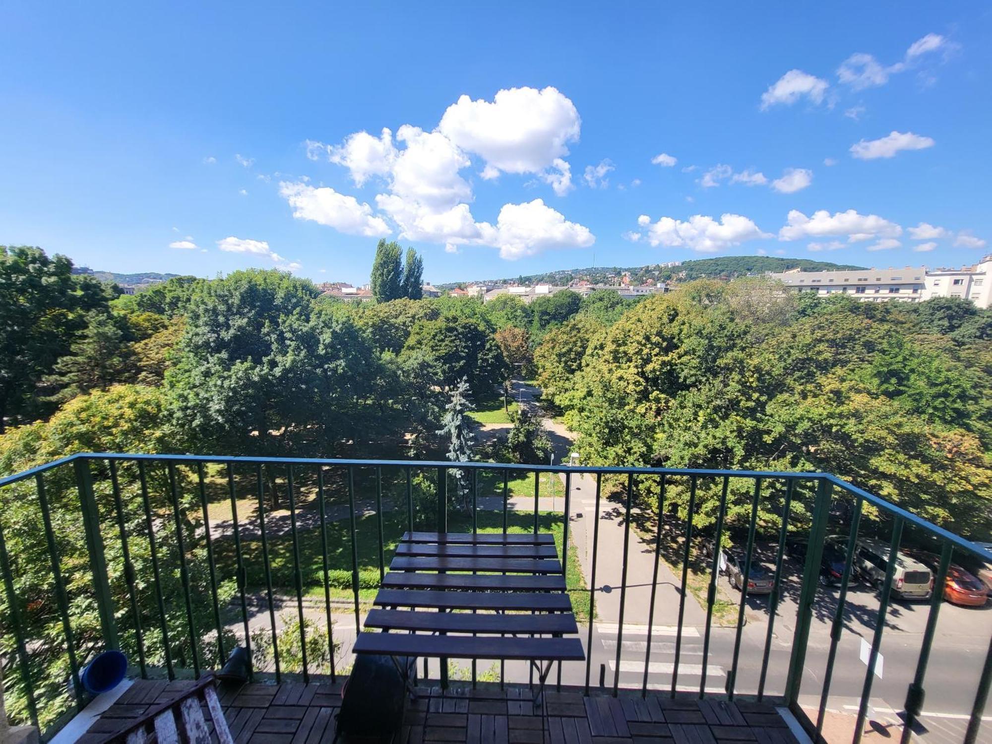 ブダペストSunny Panorama Flat Near Castle With Balconyアパートメント エクステリア 写真